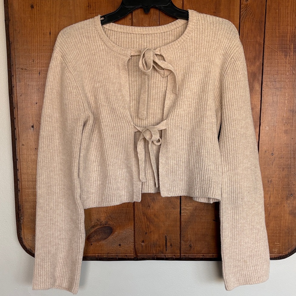 SHEIN Beige Ribbed Knit Sweater